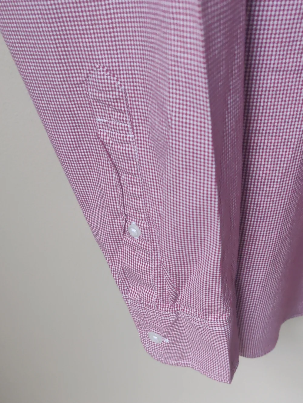 J. Crew Men’s Button-Down Shirt Red And White Plaid M
